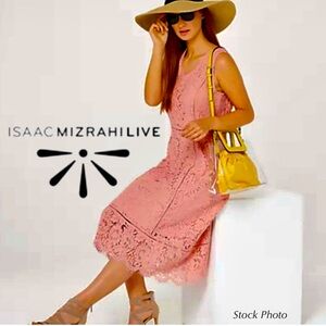 Lace V-Neck Lined Sleeveless Midi Issac Mizrahi Live! Dress (2X)